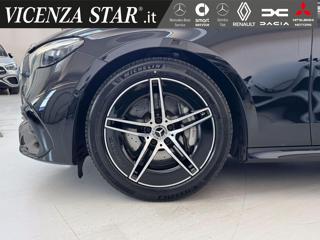 MERCEDES-BENZ E 220 usata, con Autoradio