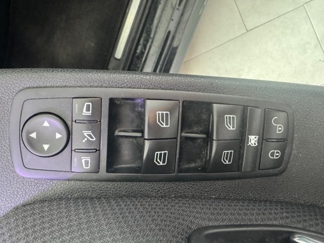 MERCEDES-BENZ B 180 usata 4