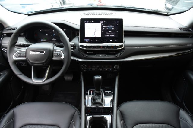 JEEP Compass usata, con Autoradio