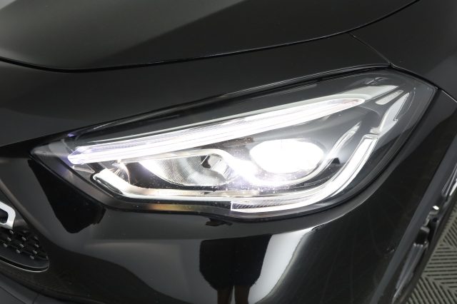 MERCEDES-BENZ CLA usata 7