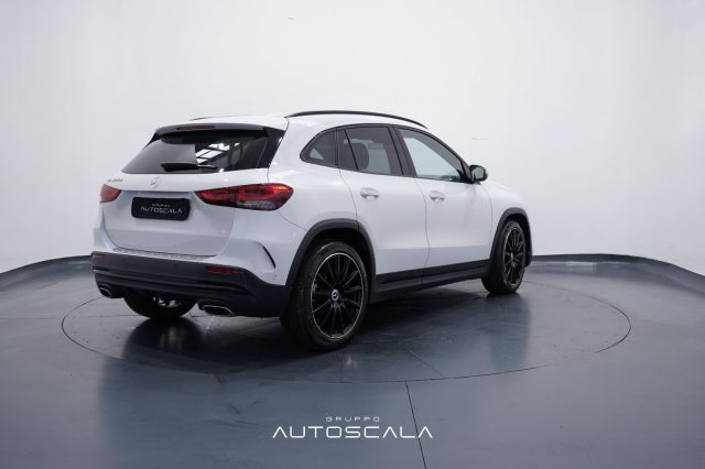 MERCEDES-BENZ GLA 200 usata, con Autoradio