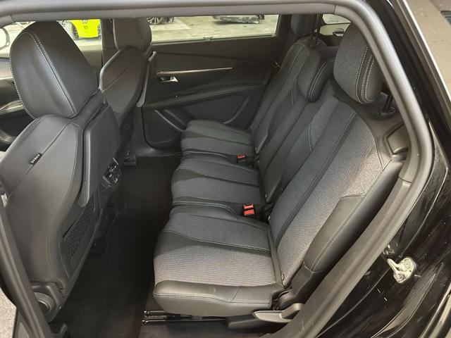 PEUGEOT 5008 usata, con Fendinebbia