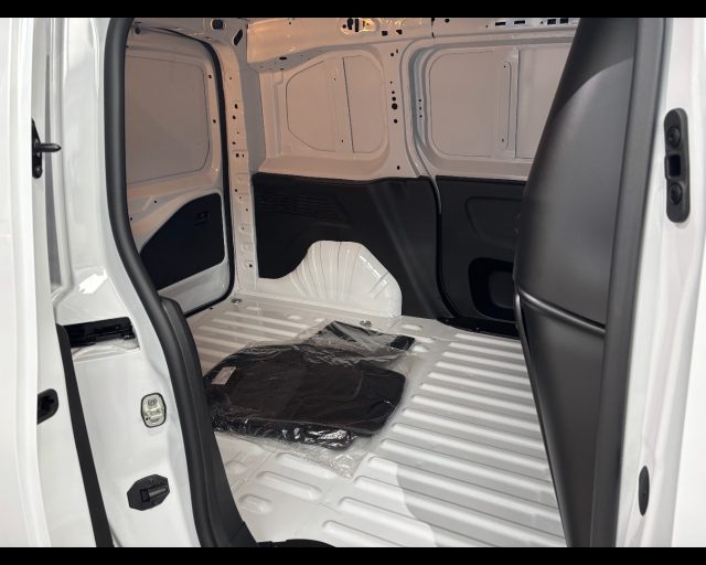 FIAT Doblo usata 17