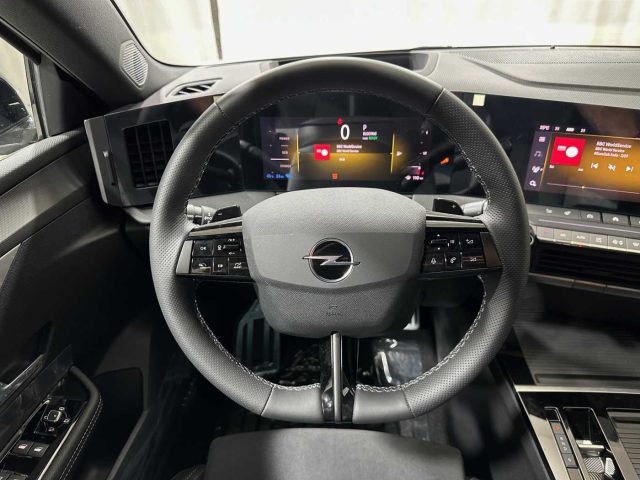 OPEL Astra usata, con Sistema di navigazione