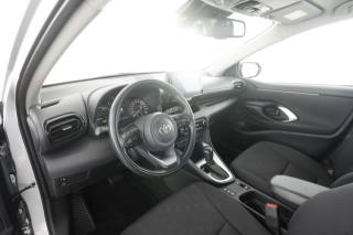 TOYOTA Yaris usata 8