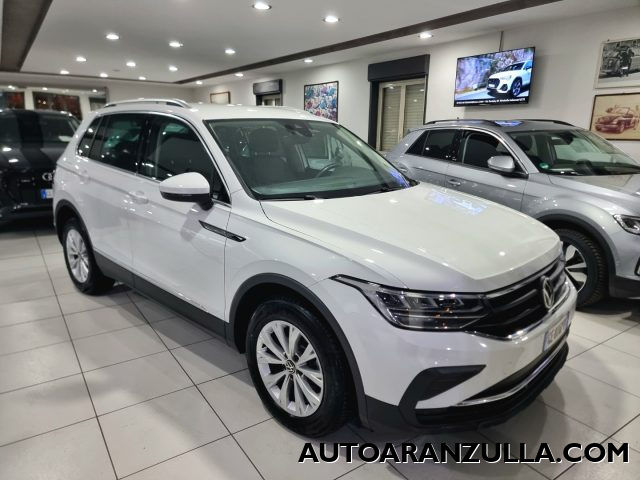 VOLKSWAGEN Tiguan usata, con Airbag laterali