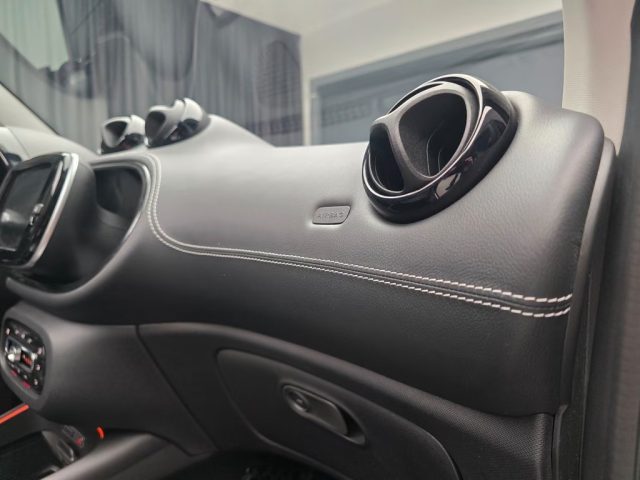 SMART ForTwo usata, con Autoradio digitale