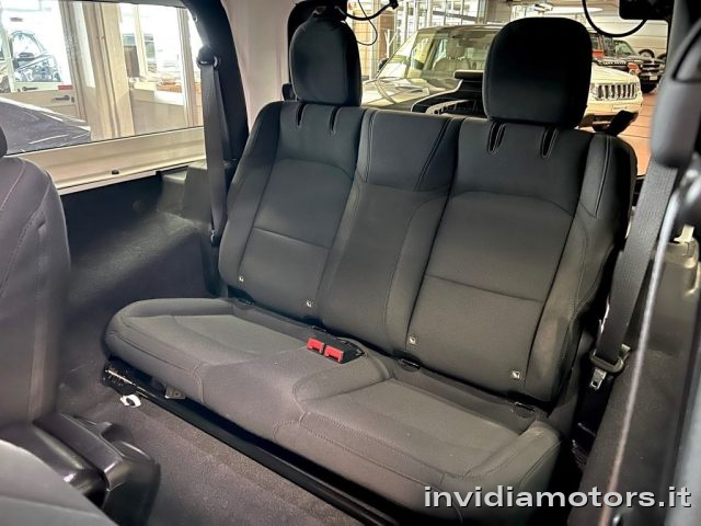 JEEP Wrangler usata, con Autoradio