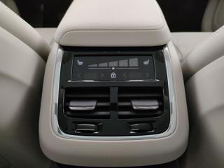 VOLVO XC60 usata, con Fari LED