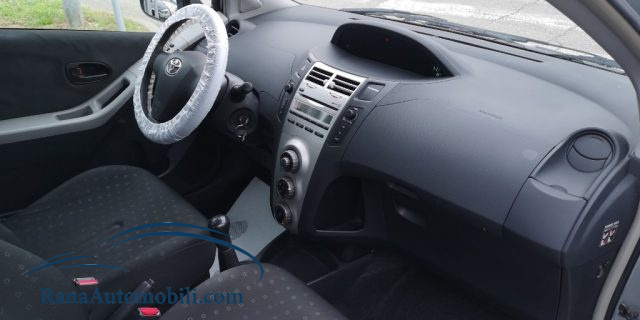 TOYOTA Yaris usata, con Chiusura centralizzata