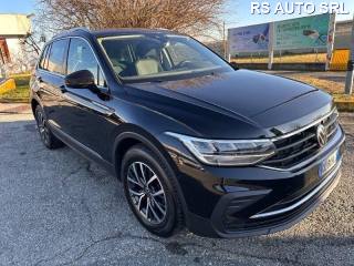 VOLKSWAGEN Tiguan usata, con Servosterzo