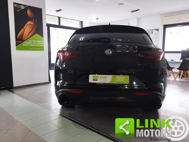 ALFA ROMEO Stelvio usata, con Alzacristalli elettrici