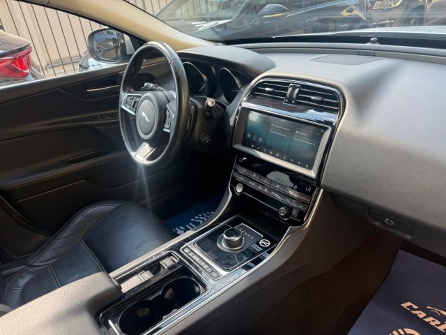 JAGUAR XE usata, con Cruise Control
