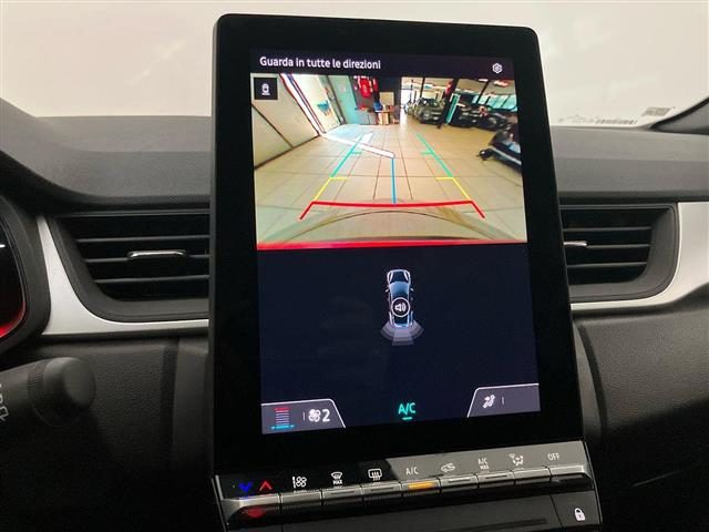 RENAULT Captur usata, con Hill holder