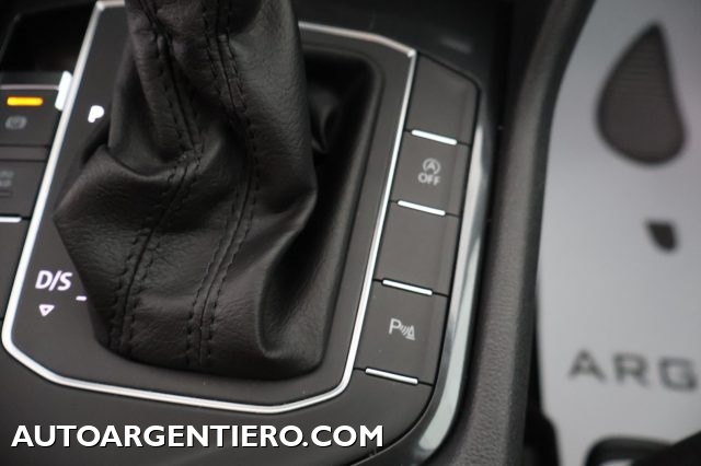 VOLKSWAGEN Tiguan usata, con Park Distance Control