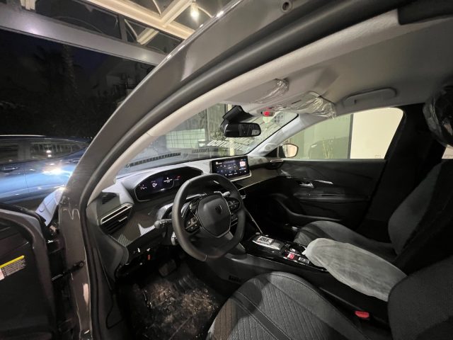PEUGEOT 208 usata, con Fari LED