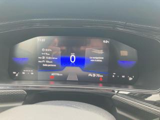 VOLKSWAGEN T-Cross usata, con Autoradio