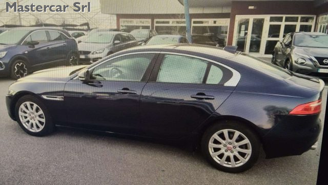 JAGUAR XE usata, con Airbag laterali