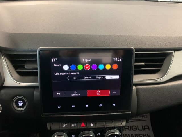 RENAULT Captur usata, con Volante in pelle