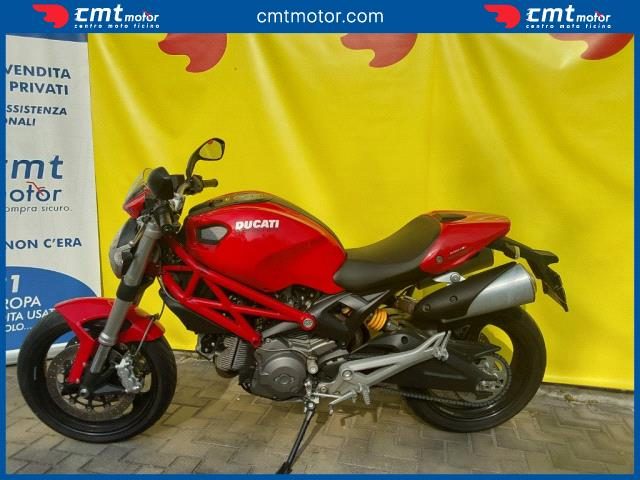 DUCATI Monster 696 usata 3
