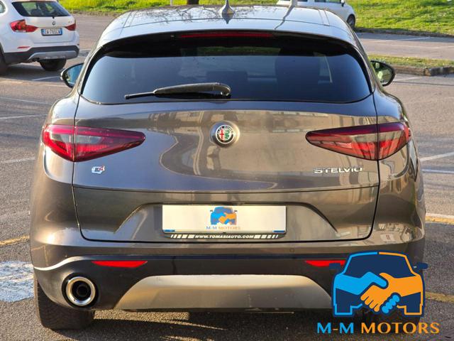 ALFA ROMEO Stelvio usata, con Alzacristalli elettrici
