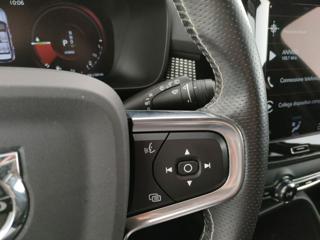 VOLVO XC40 usata, con Volante in pelle