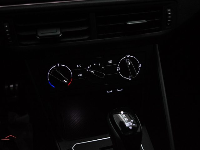 VOLKSWAGEN Taigo usata, con Fari bi-xeno