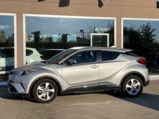 TOYOTA C-HR usata, con Autoradio