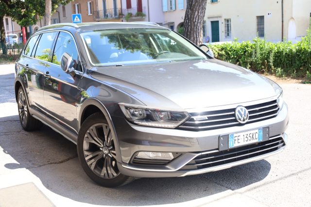 VOLKSWAGEN Passat Alltrack usata 156