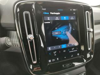 VOLVO XC40 usata, con Touch screen