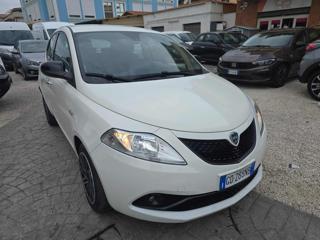 LANCIA Ypsilon 1.0 FireFly 5 porte S&S Hybrid Ecochic NO Obbli. d
