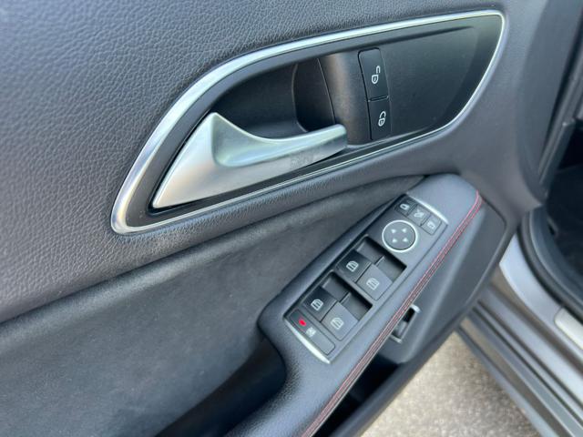 MERCEDES-BENZ CLA 180 usata, con Cronologia tagliandi