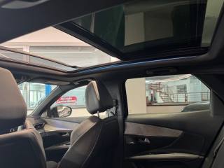 PEUGEOT 3008 usata, con Park Distance Control