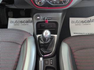 RENAULT Captur usata, con Touch screen