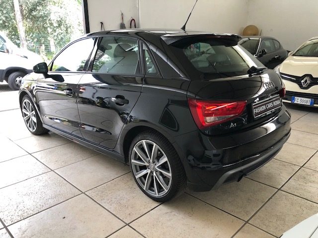 AUDI A1 usata, con Autoradio