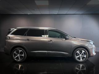 PEUGEOT 5008 usata, con Airbag laterali