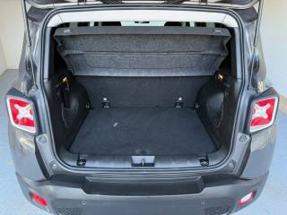JEEP Renegade usata, con USB
