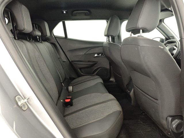 PEUGEOT 2008 usata, con Sedile posteriore sdoppiato
