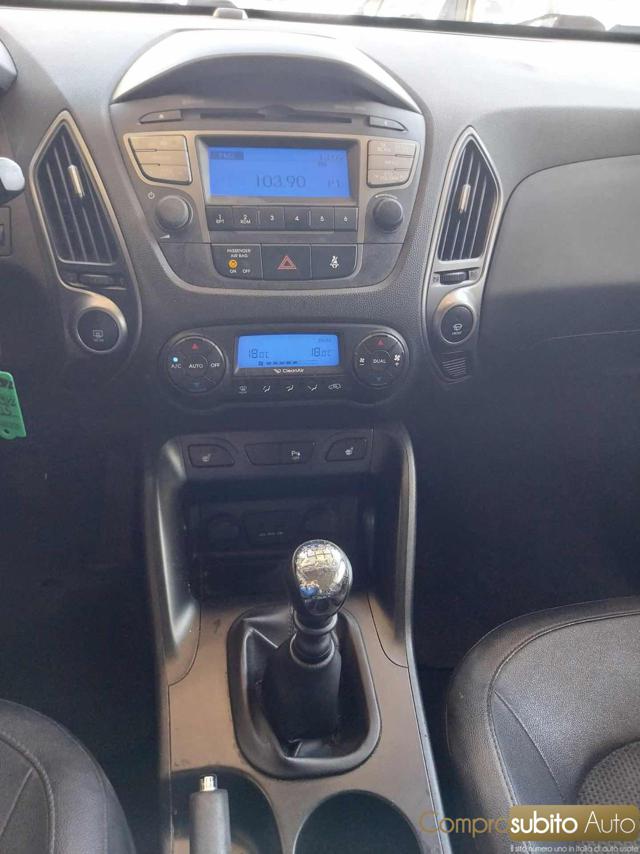 HYUNDAI iX35 usata 28