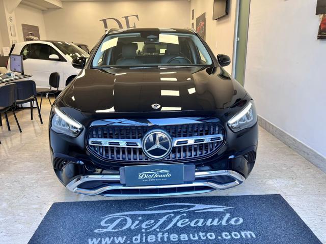 MERCEDES-BENZ GLA 180 usata, con Autoradio