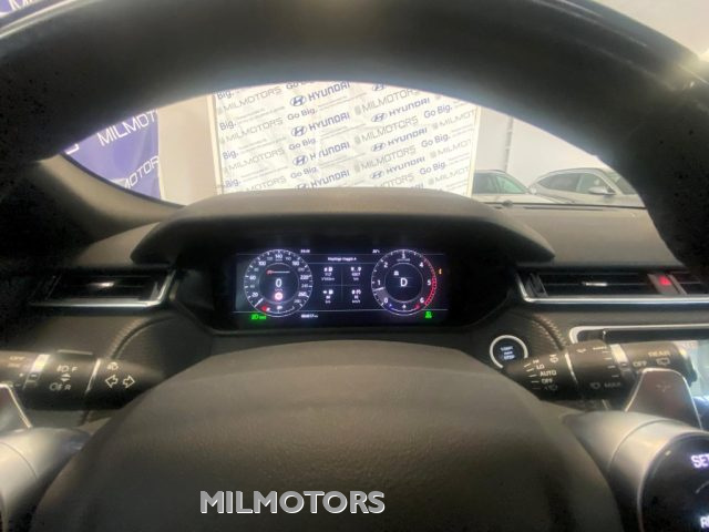LAND ROVER Range Rover Velar usata, con USB
