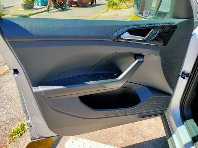 VOLKSWAGEN T-Cross usata, con Volante in pelle