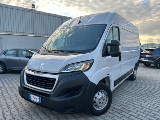 PEUGEOT Boxer usata, con ABS