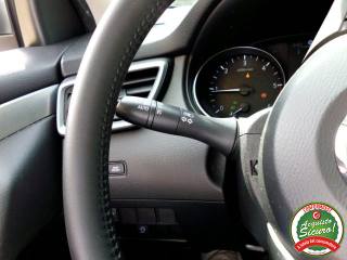 NISSAN Qashqai usata, con Controllo elettronico della corsia