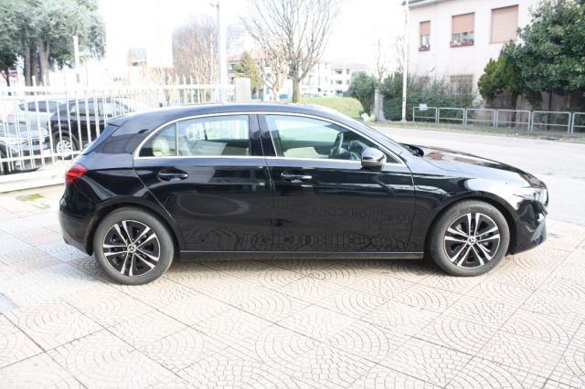 MERCEDES-BENZ A 180 usata, con Cerchi in lega