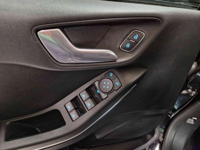 FORD Fiesta usata, con Volante in pelle