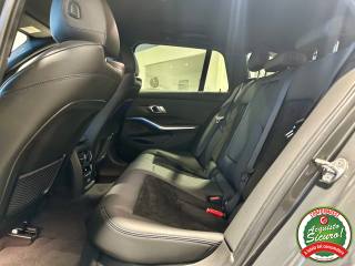 BMW 330 usata, con Luci diurne LED