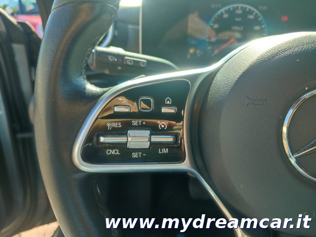 MERCEDES-BENZ CLA 200 usata, con Frenata d