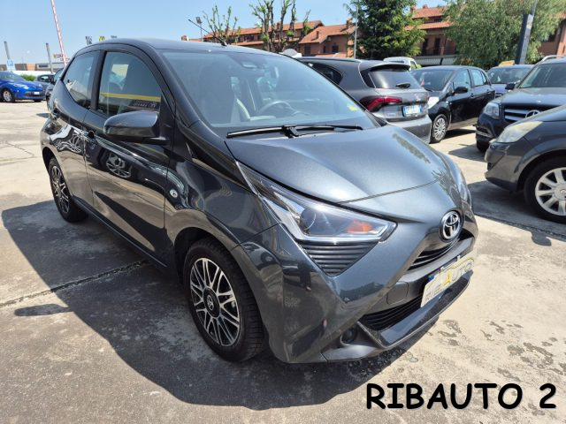 TOYOTA Aygo usata, con Autoradio