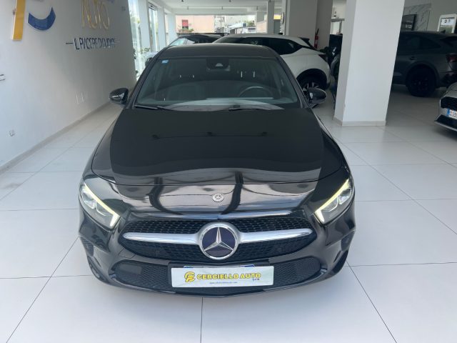 MERCEDES-BENZ A 180 usata, con Cronologia tagliandi